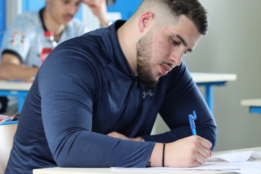 Donnez des outils aux enseignants, changez le climat en classe