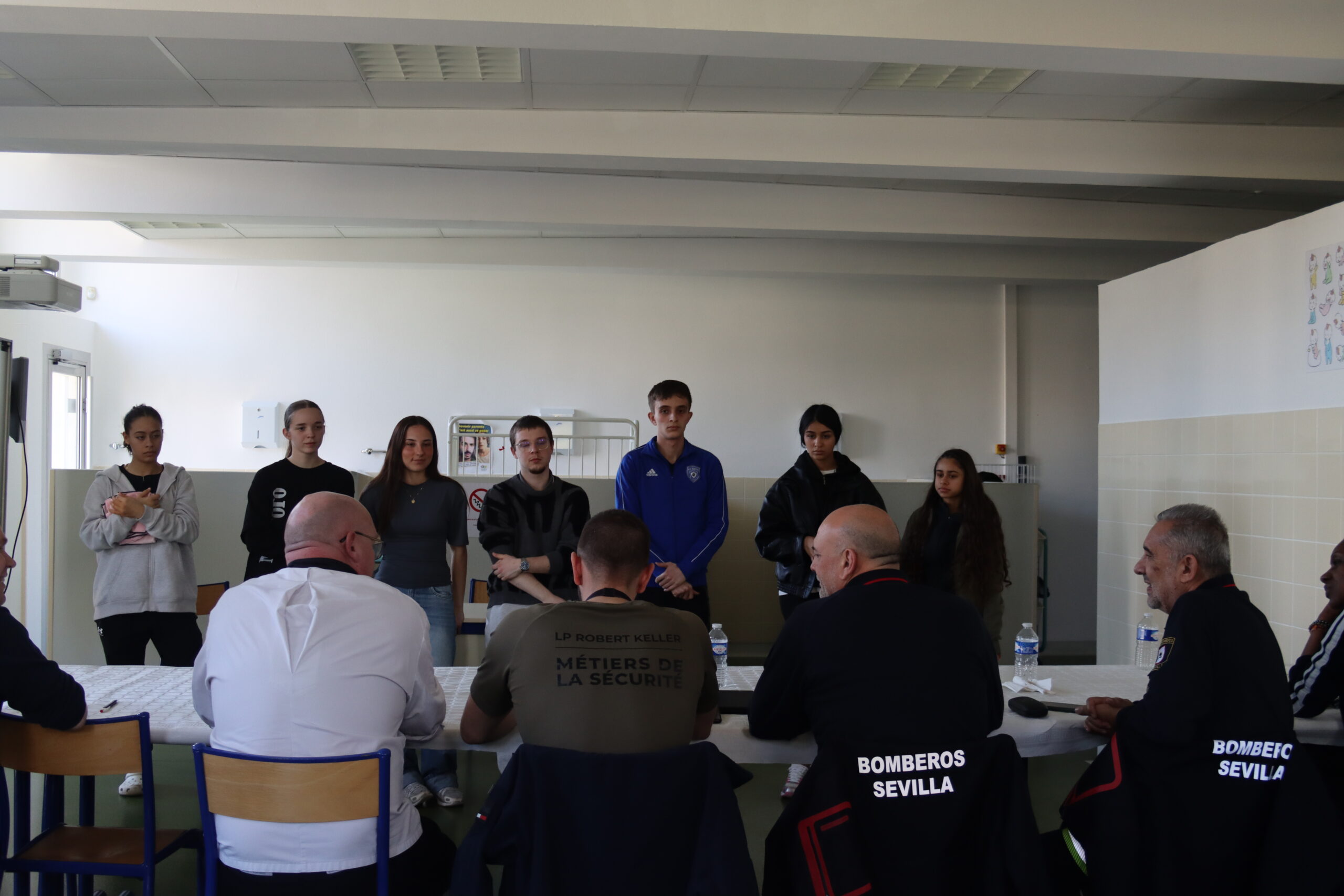 Rencontre entre les jeunes et les partenaires